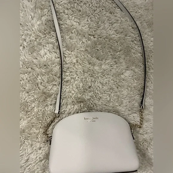 Kate Spade Crossbody in Cream/White color. - Picture 2 of 10